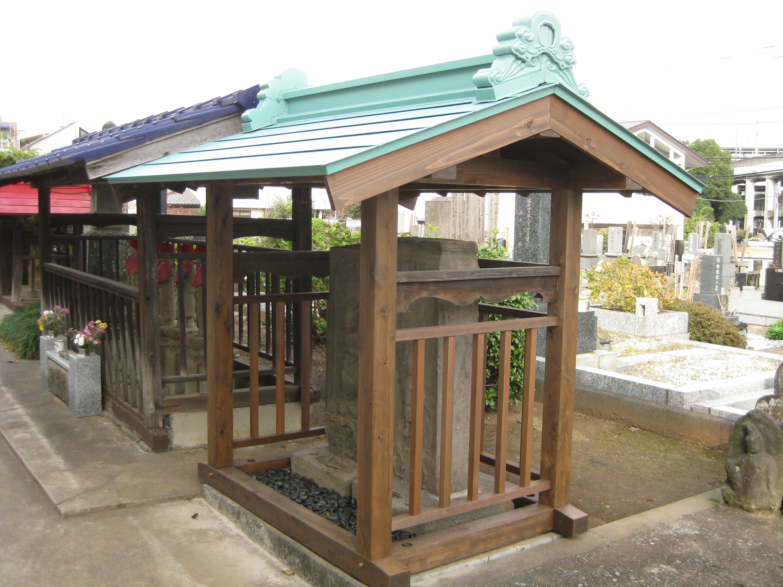 墓地　祠(ほこら)改修工事 写真