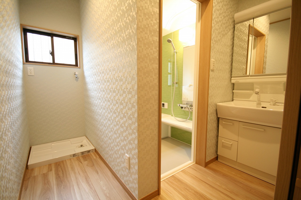 洗面室と浴室のリフォーム 写真